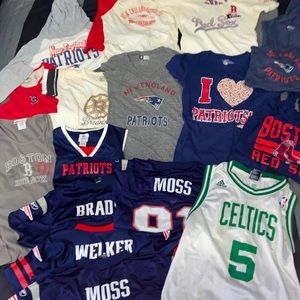 Women’s New England Sports Fan 16pc Bundle/Jerseys- Sm/Med